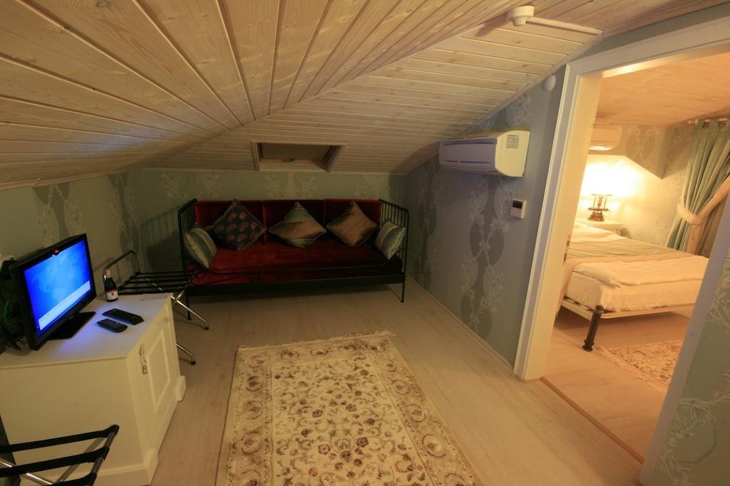 Trilyali Butik Hotel Tirilye Eksteriør bilde