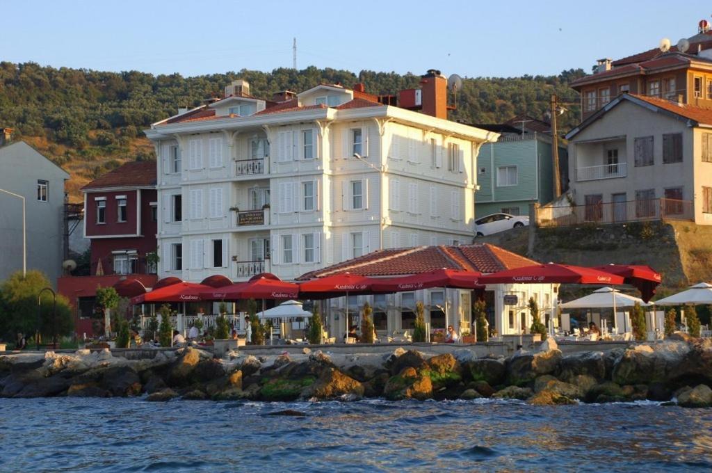 Trilyali Butik Hotel Tirilye Eksteriør bilde
