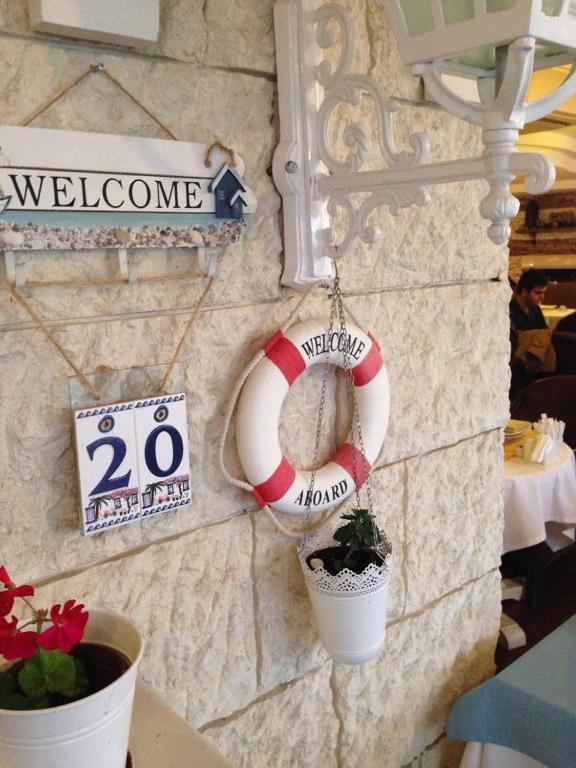 Trilyali Butik Hotel Tirilye Eksteriør bilde